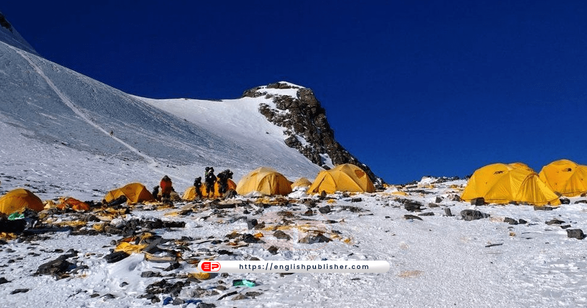 Everest climbers